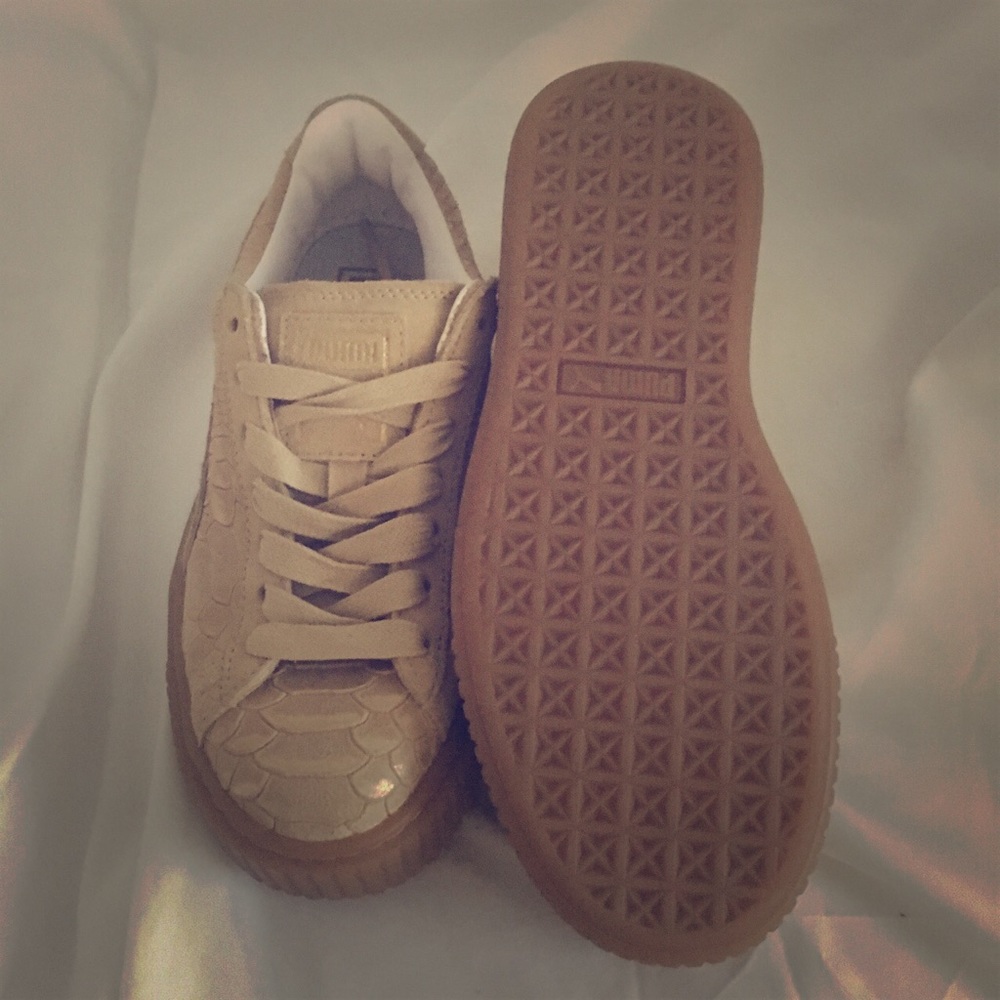 Puma Sneakers